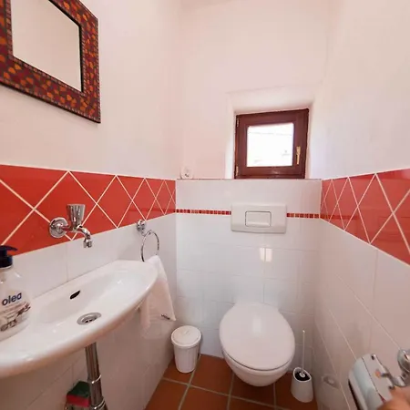 In 43209 بيت للعطل